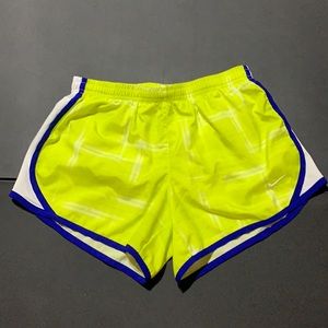 Girls Nike DRI-FIT tempo shorts